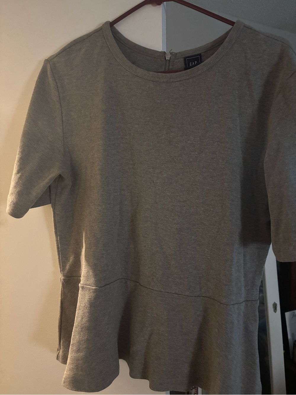 GAP Light Heather Gray Peplum Top